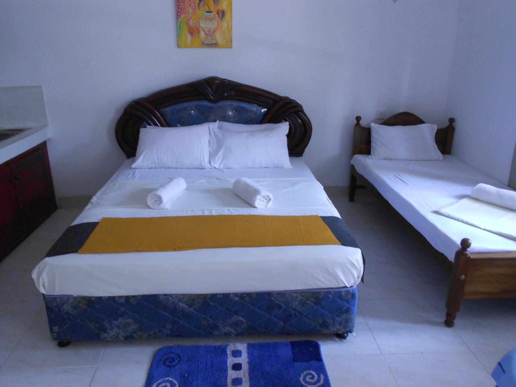 Shanith Guesthouse Негомбо Екстер'єр фото