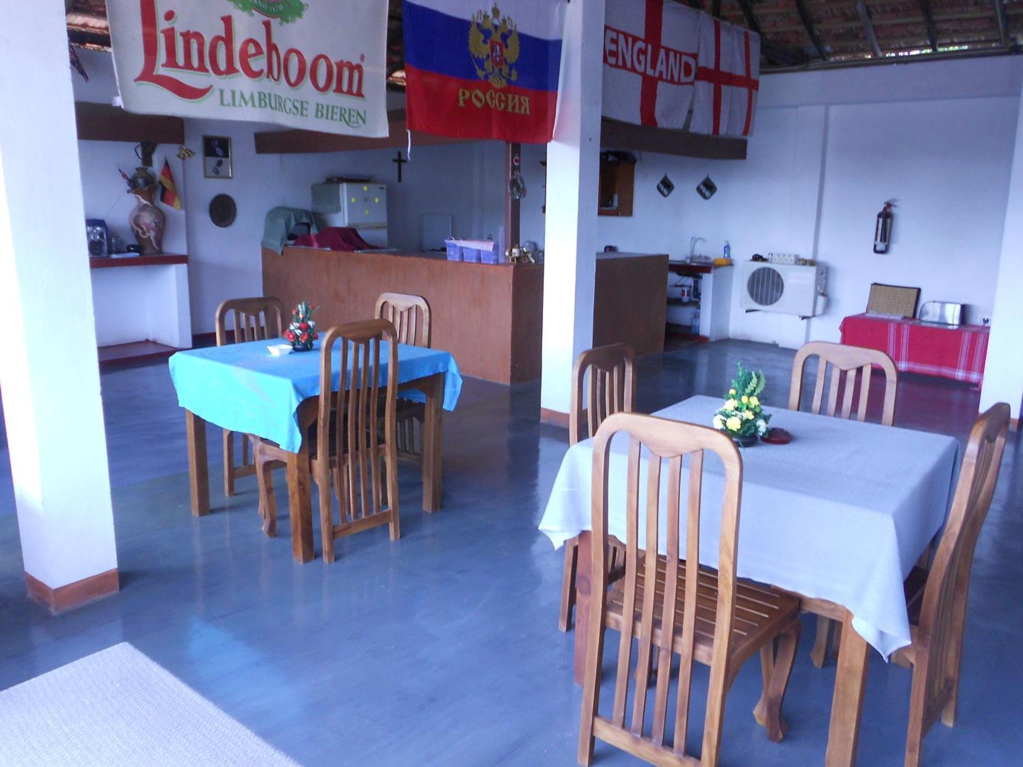 Shanith Guesthouse Негомбо Екстер'єр фото