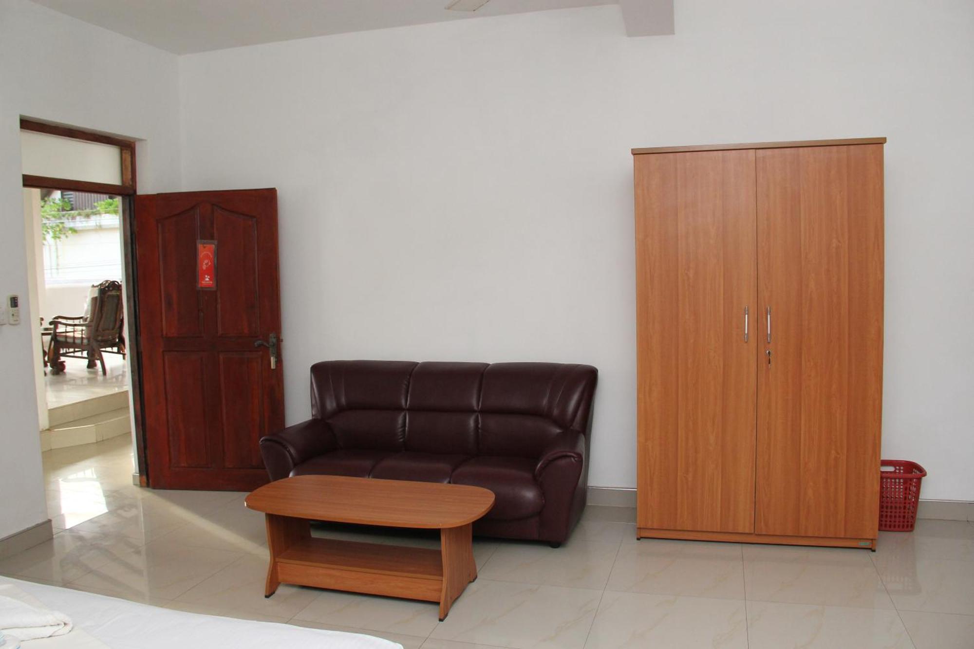 Shanith Guesthouse Негомбо Номер фото