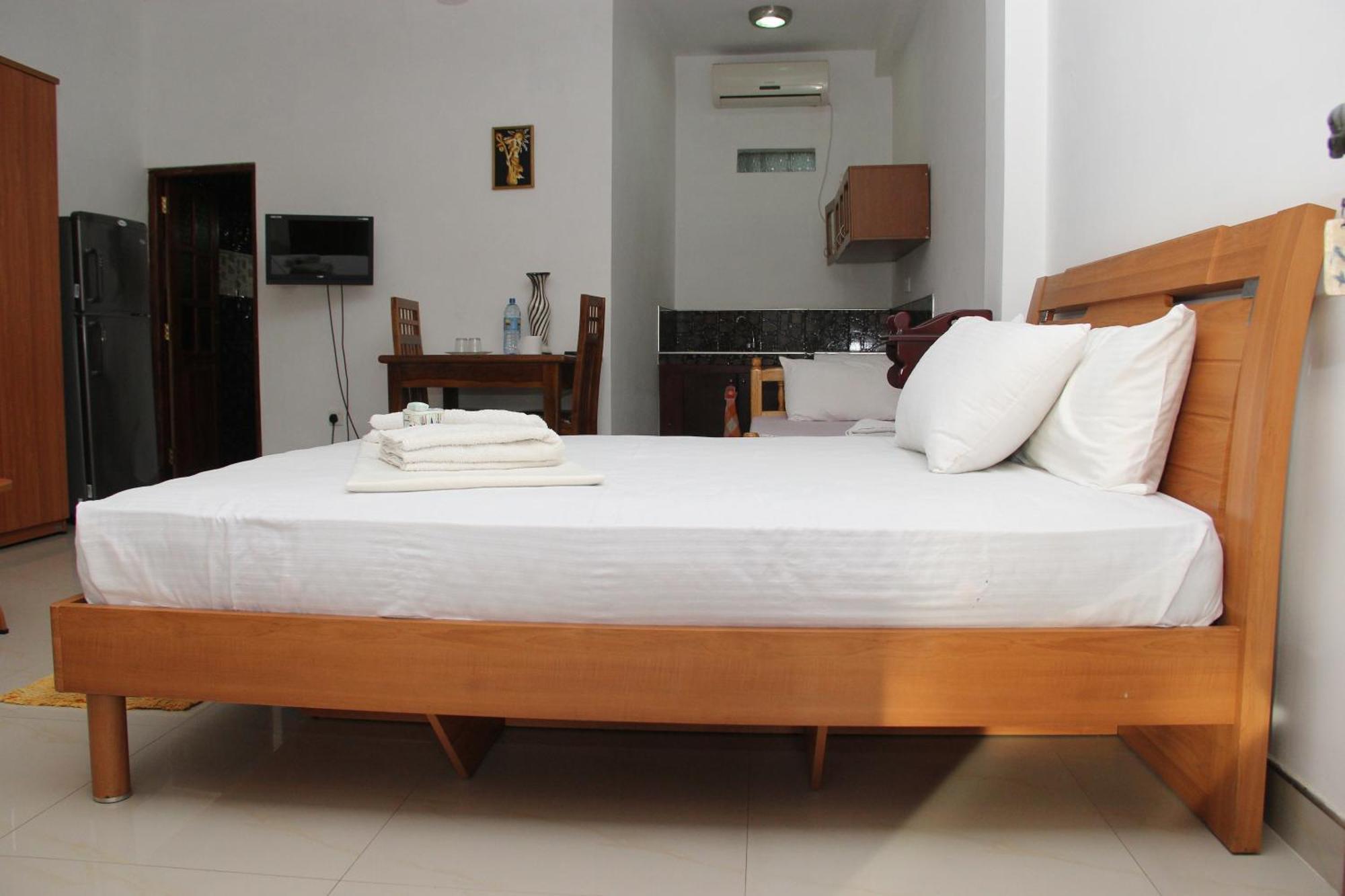 Shanith Guesthouse Негомбо Номер фото